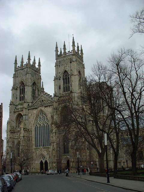 cathedral.jpg (50608 octets)