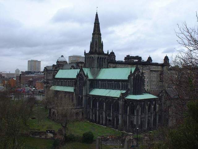 cathedraleglasgow.jpg (37070 octets)