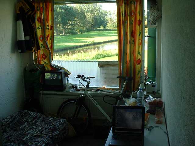chambre.jpg (26055 octets)