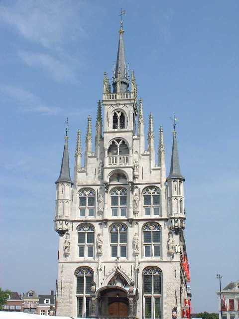 mairie_gouda.jpg (26055 octets)