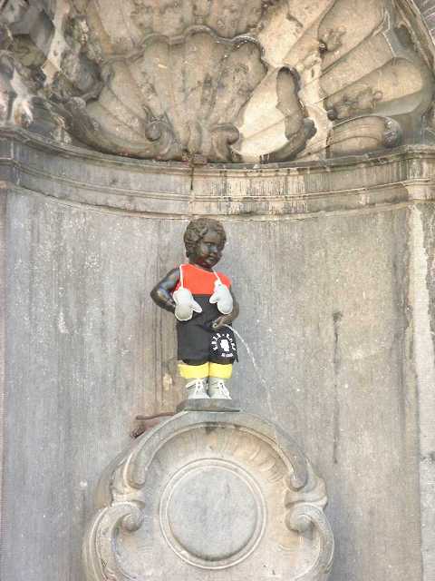 manneken_pis.jpg (26055 octets)