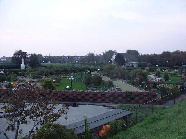 rolly_mini_golf.JPG (26055 octets)