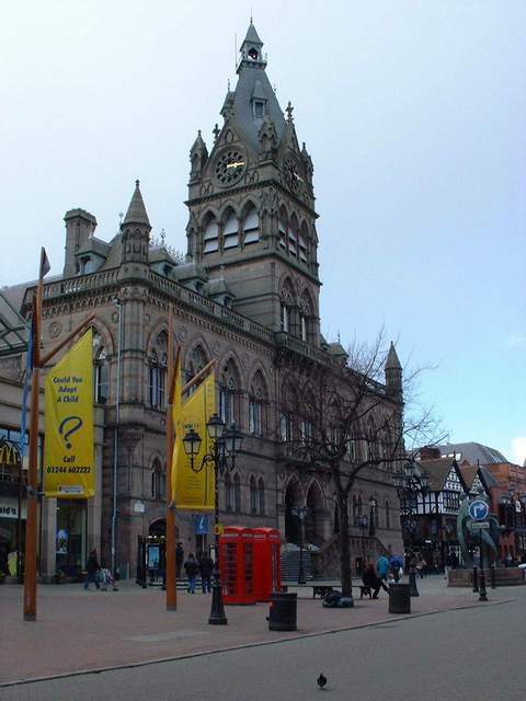 townhall.jpg (37296 octets)