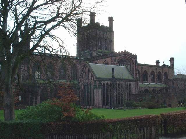 vueglobcathedral.jpg (46089 octets)